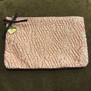 Ipsy Bag